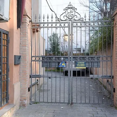 Nettuno 5 Stelle- Elegante Con *